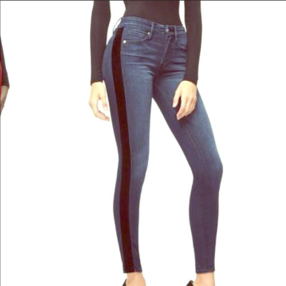 BNWOT Good American Velvet Detail Good awaits Jean